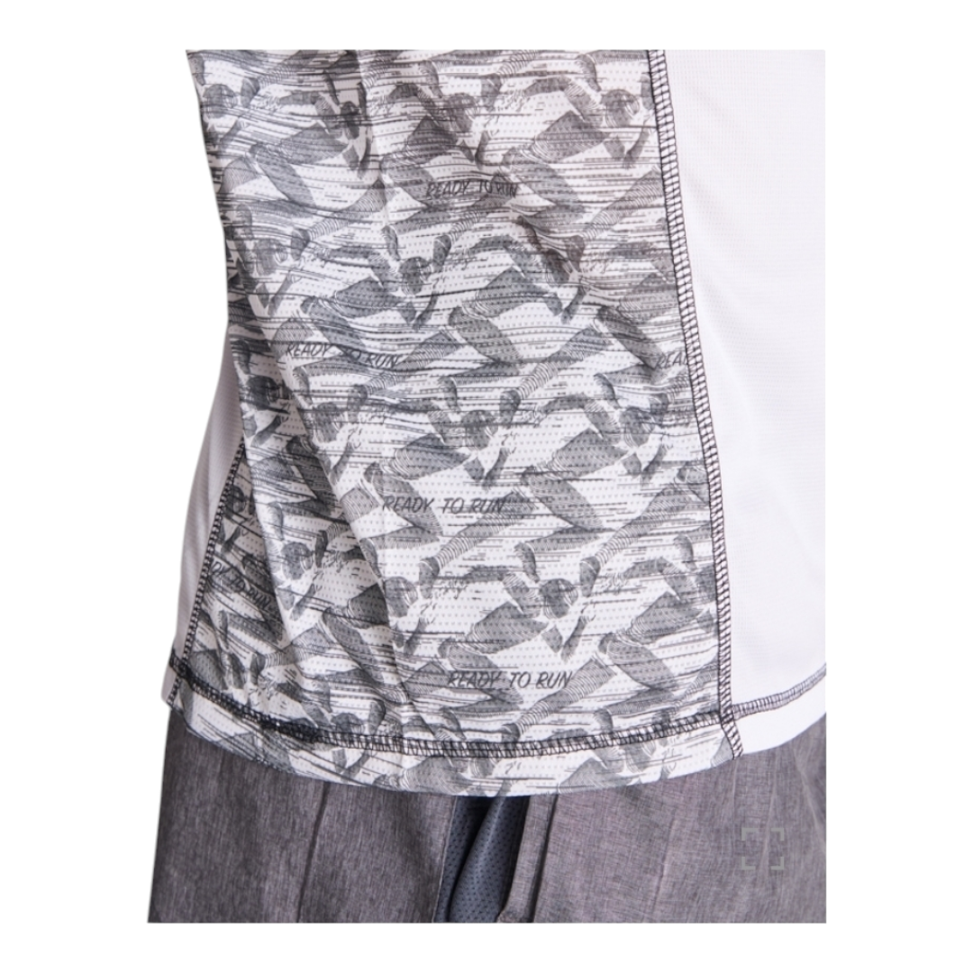 Ref. 0426 - Sochi - T-shirt técnica de manga raglan com encaixes estampados