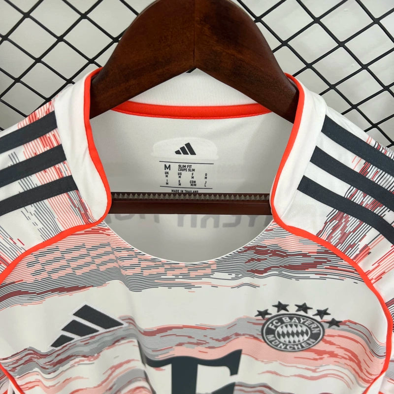 Bayern Munique - Kit Criança e Adulto 25/26
