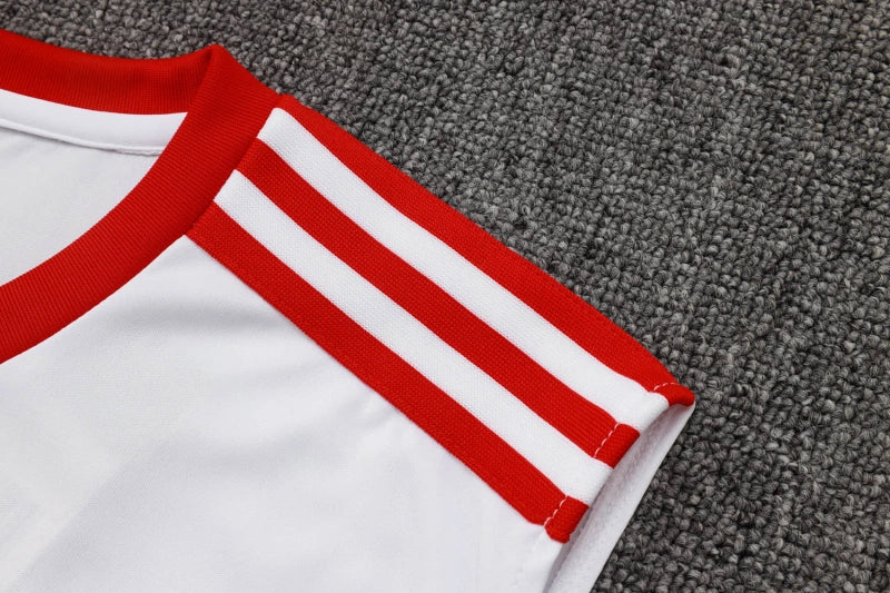 Bayern Munique - Kit Criança e Adulto 25/26