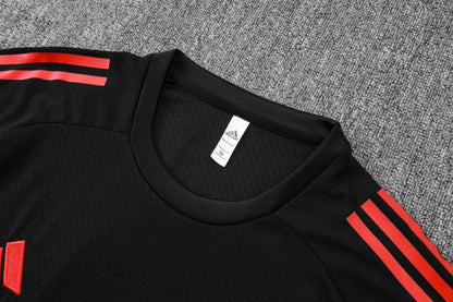 Bayern Munique - Kit Criança e Adulto 25/26