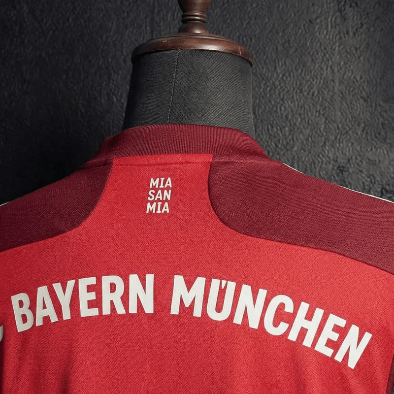 Bayern Munique - Camisola retro 21/22