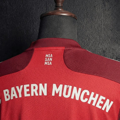 Bayern Munique - Camisola retro 21/22