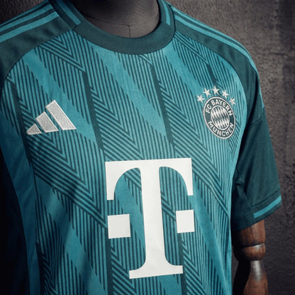 Bayern Munique - Camisola 25/26