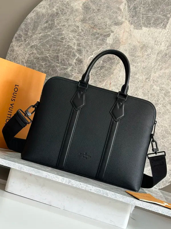 Louis Vuitton - 39*29*7cm