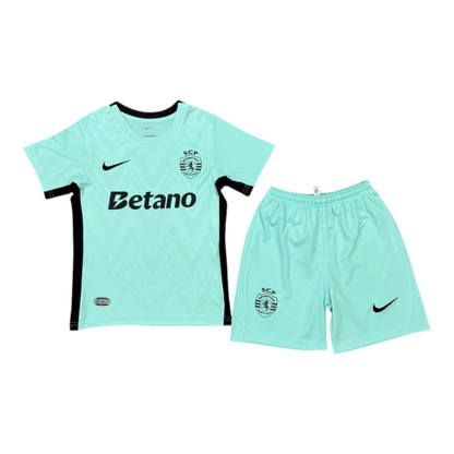 Sporting - Kit criança e adulto 3° equipamento 25/26 - Caixa e Saco Sporting incluídos