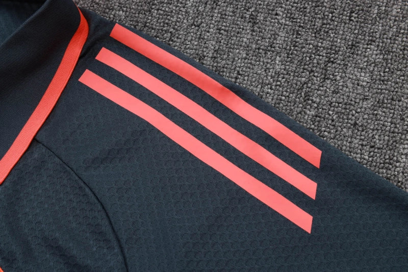 Bayern Munique - Kit Treinador 25/26