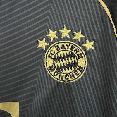 Bayern Munique - Camisola 25/26