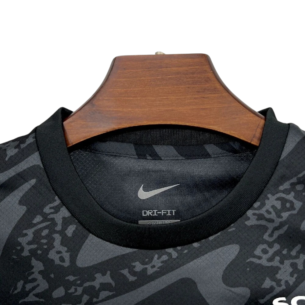 Sporting - Kit criança e adulto guarda-redes preto 25/26 - Caixa e Saco Sporting incluídos