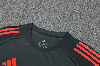 Bayern Munique - Kit Criança e Adulto 25/26