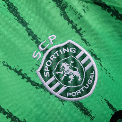 Sporting - Kit criança e adulto verve 24/25 - Caixa e Saco Sporting incluídos