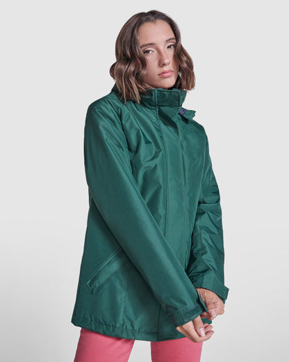 5073 American woman