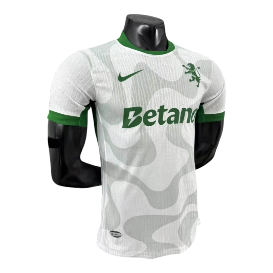 Sporting - Camisola alternativa branca 25/26 - VERSÃO JOGADOR (LER DESCRIÇÃO)