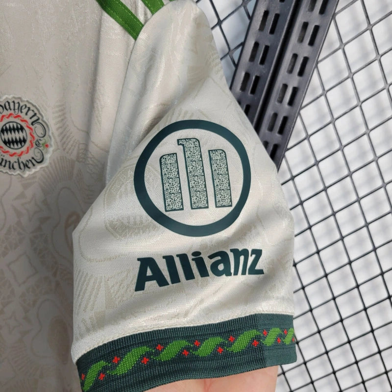 Bayern Munique - Camisola 25/26