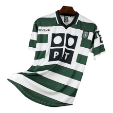 Carregar imagem no visualizador da galeria, Sporting - Camisola retro 00/01
