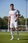 Benfica - Kit criança e adulto branco 25/26 - Caixa Benfica incluído