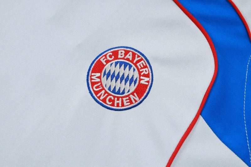 Bayern Munique - Kit Criança e Adulto 25/26