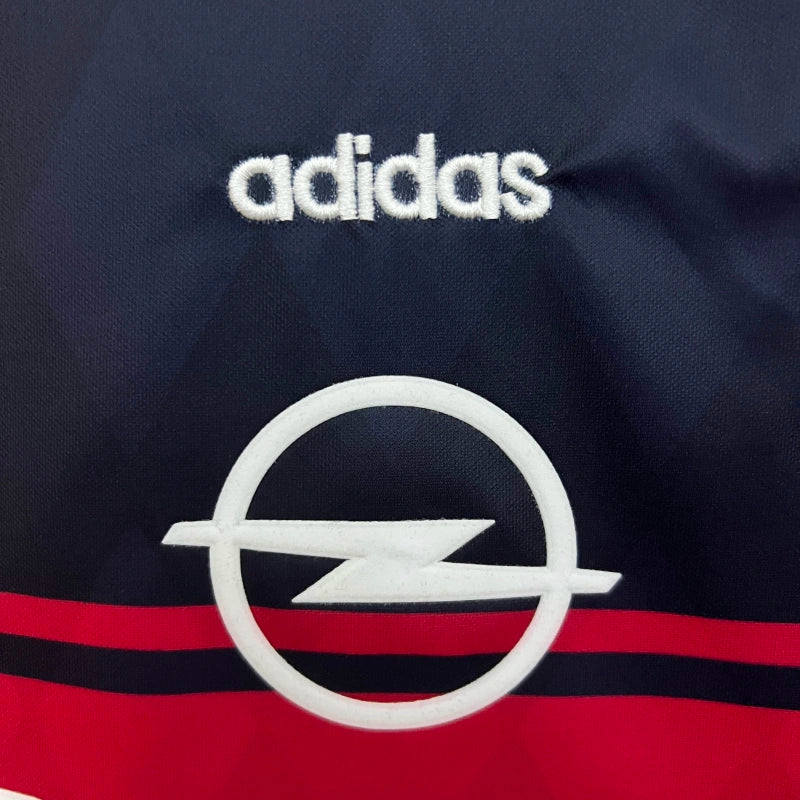 Bayern Munique - Kit retro Criança e Adulto 97/99