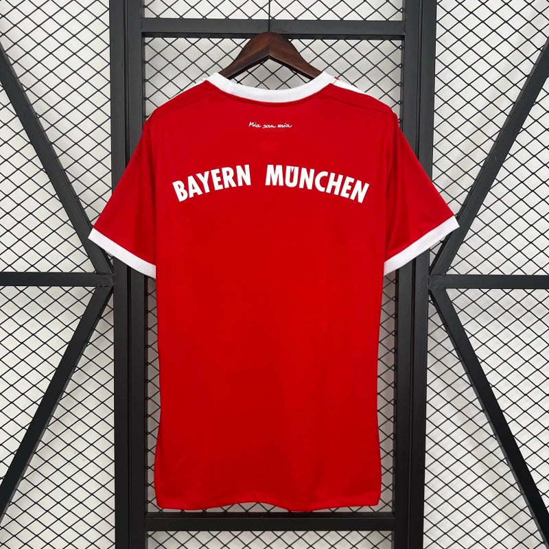 Bayern Munique - Camisola retro 17/18