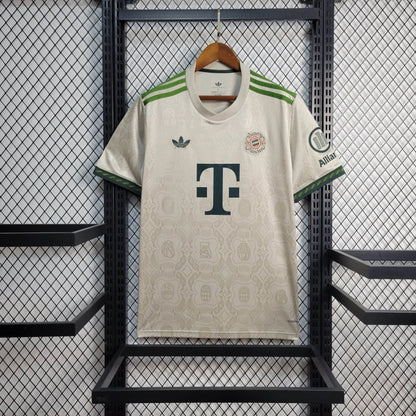 Bayern Munique - Camisola 25/26