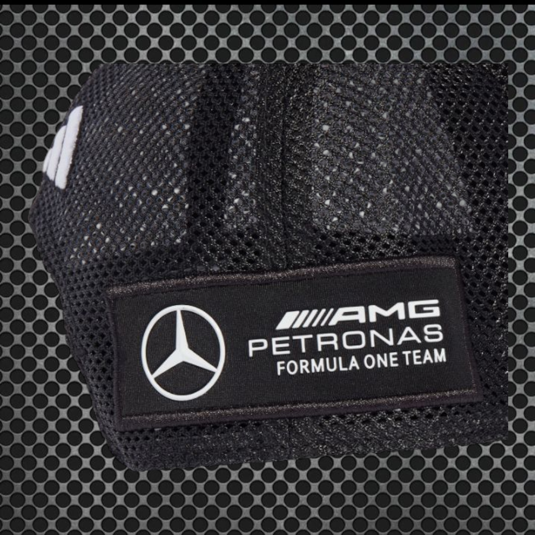 Mercedes-AMG F1
Boné Adidas Team Star Trucker 2025