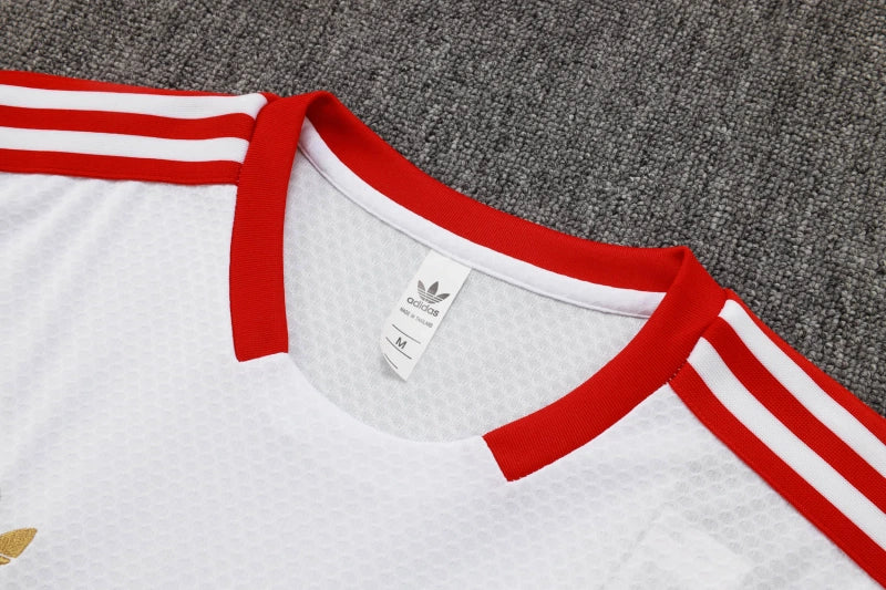 Bayern Munique - Kit Criança e Adulto 25/26