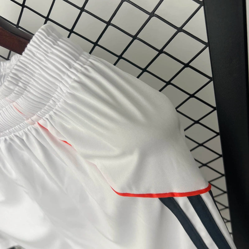 Bayern Munique - Kit Criança e Adulto 25/26