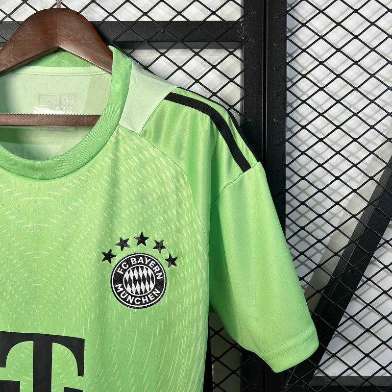 Bayern Munique - Camisola 25/26