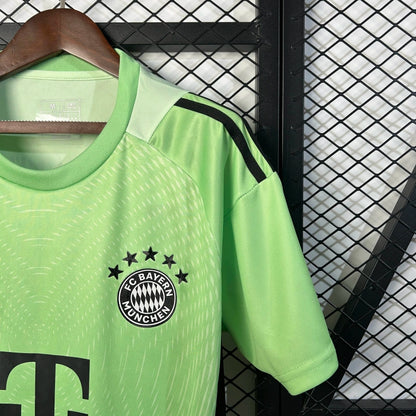 Bayern Munique - Camisola 25/26