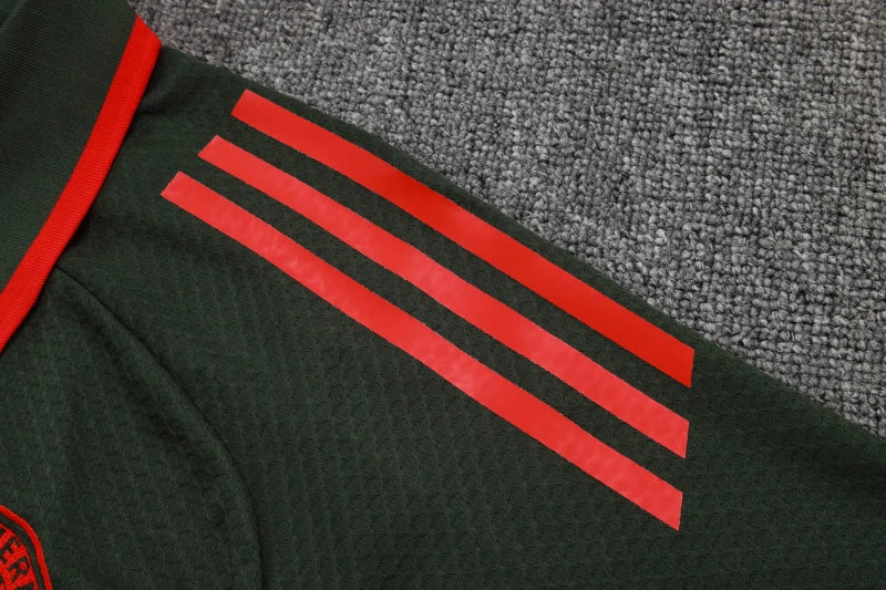 Bayern Munique - Kit Treinador 25/26