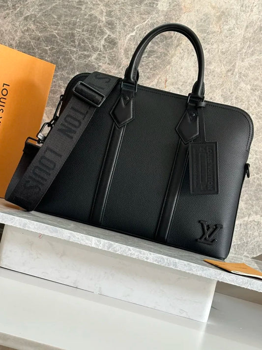 Louis Vuitton - 39*29*7cm