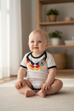 Carregar imagem no visualizador da galeria, Alemanha - Bebé 25/26
