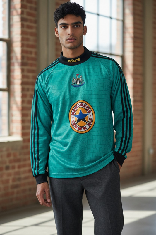 Newcastle - Camisola retro manga longa 97/98