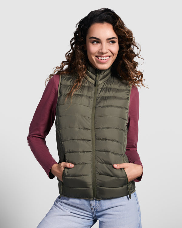 5093 Oslo woman