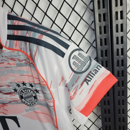 Camisola Feminina Bayern Munique 25/26