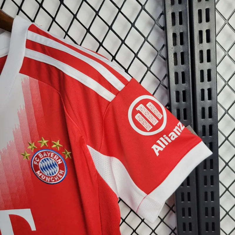 Camisola Feminina Bayern Munique 25/26