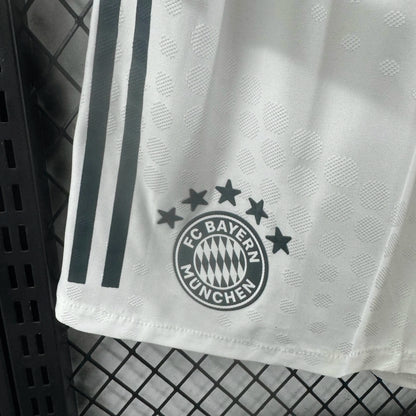 Bayern Munique - Calções Versão Jogador 25/26
