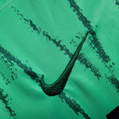 Sporting - Kit criança e adulto verve 24/25 - Caixa e Saco Sporting incluídos