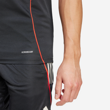 Carregar imagem no visualizador da galeria, Benfica - T-shirt treino 25/26
