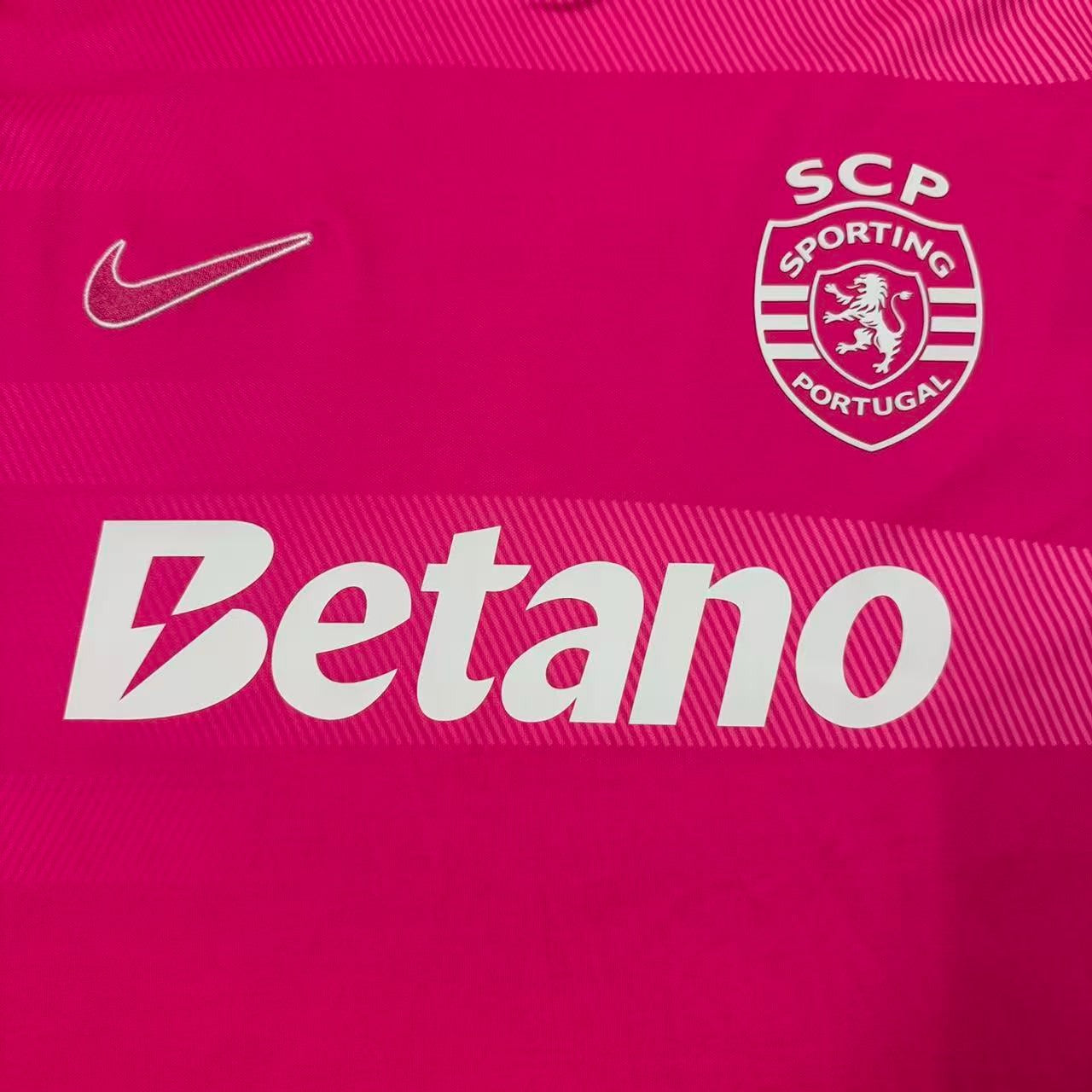 Sporting - Camisola 26/27 - Caixa e Saco Sporting incluídos
