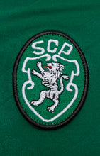 Carregar imagem no visualizador da galeria, Sporting - Camisola retro anos 90
