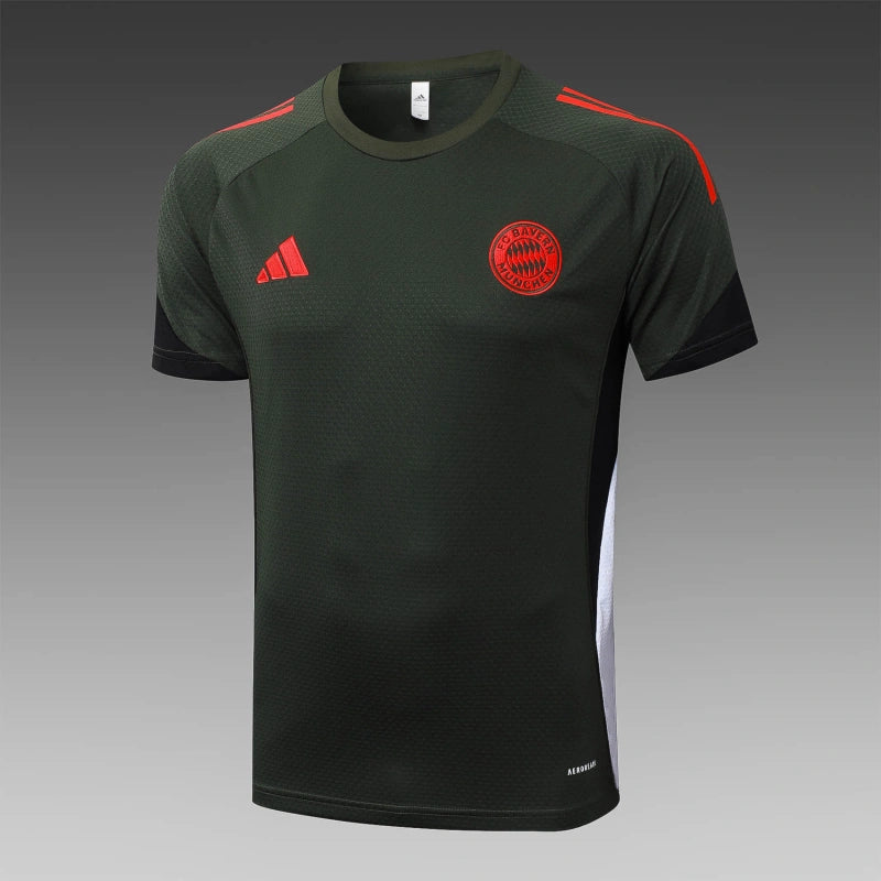 Bayern Munique - Kit Criança e Adulto 25/26